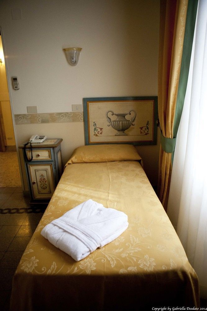 Hotel Infinito - Gruppo Blam Hotels Rome Exterior photo